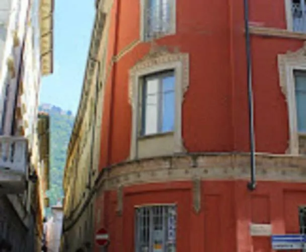 Volta 住宿加早餐酒店 3*